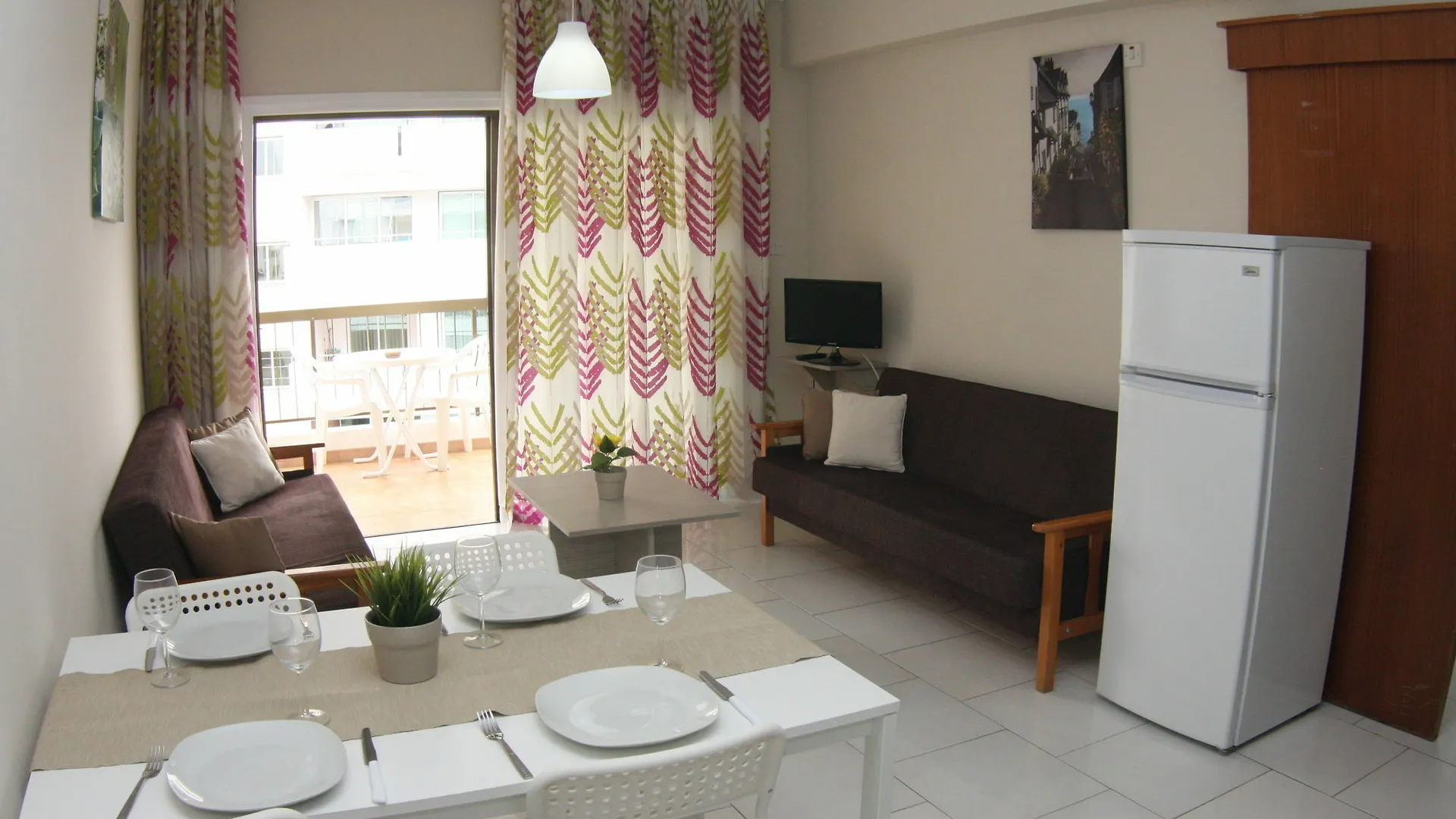 Staycentral Larnaka Apartment